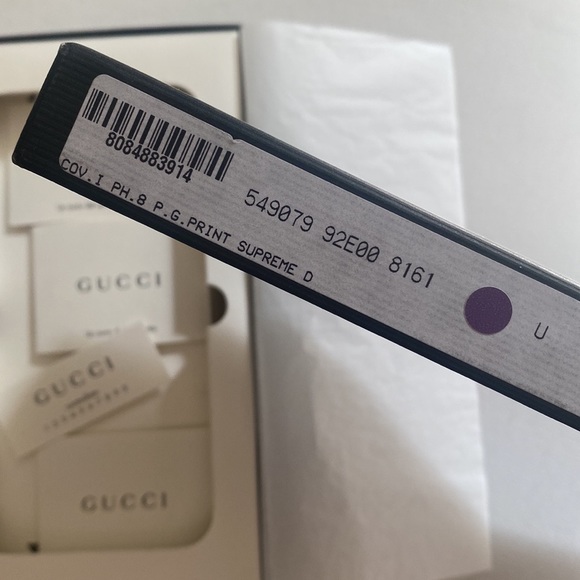 (CFL) Authentic Gucci iPhone 8 / iPhone SE 2nd Gen Phone case, New in Box - Picture 6 of 8